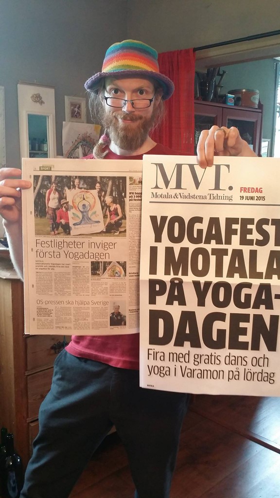 Festligheter inviger den första Yogadagen - MVT 19 Juni 2015